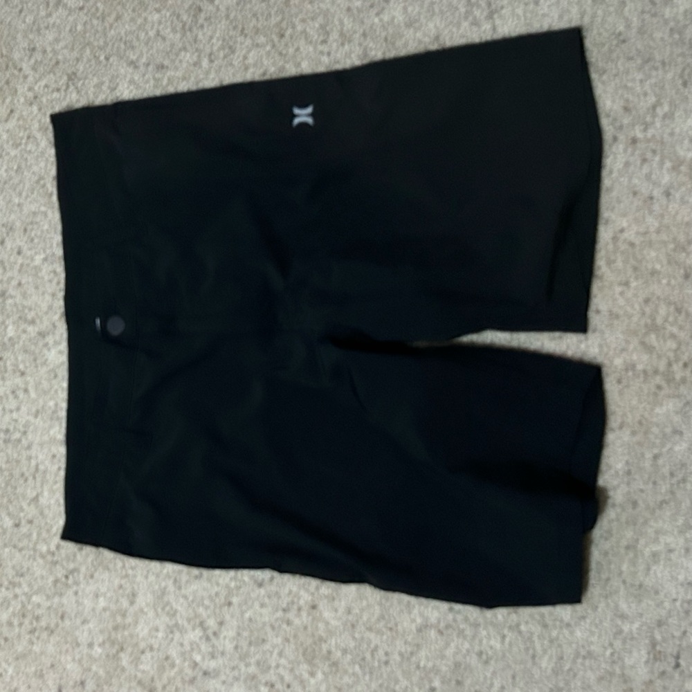 Men’s black flat front shorts